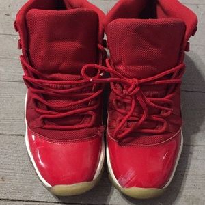 Red and white basketball Jordan’s.